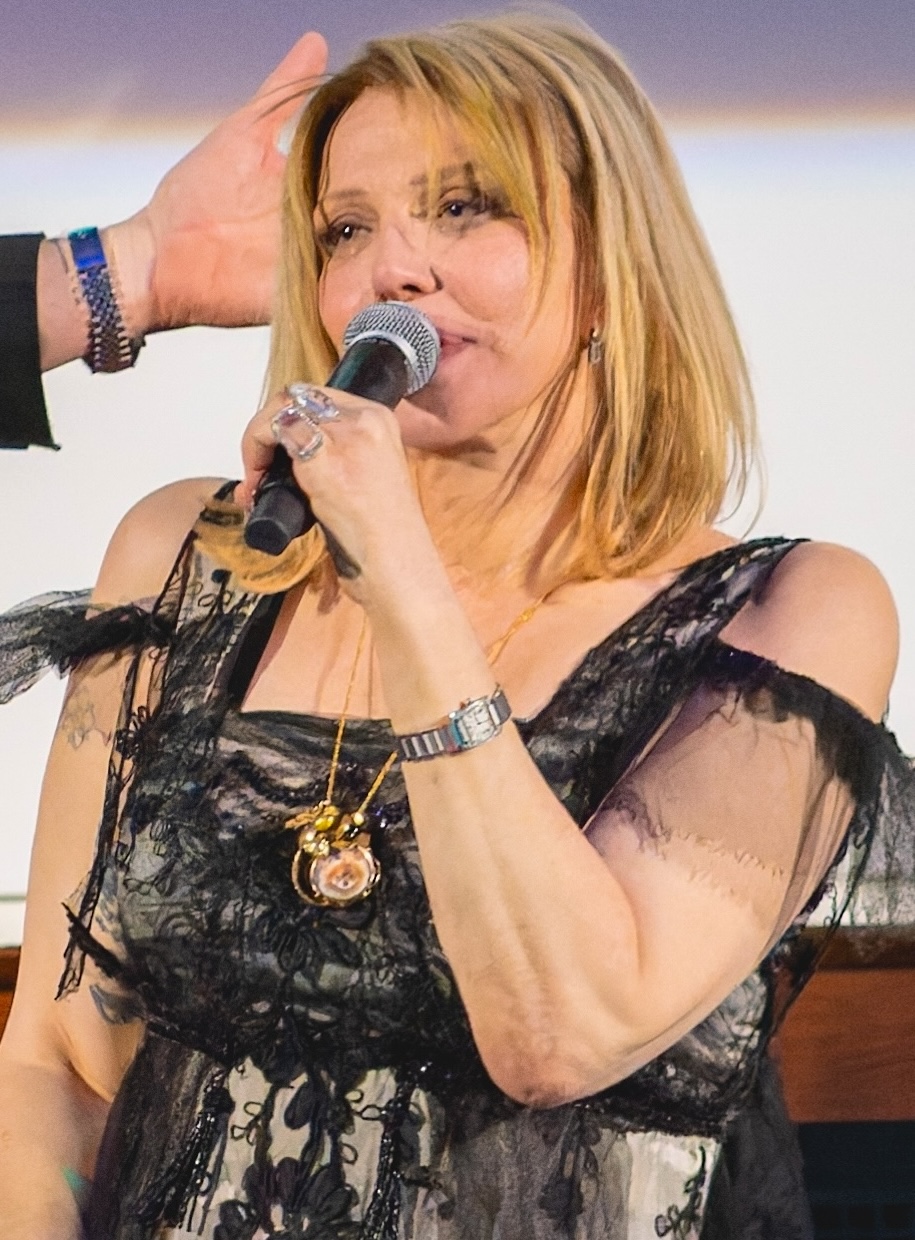 Courtney Gains Net Worth: Don't Confuse With Love